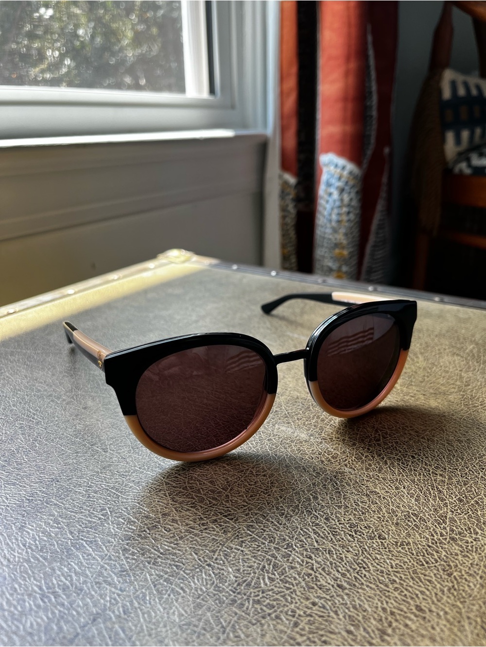 Tory Burch Panama sunglasses - Picture 2 of 11